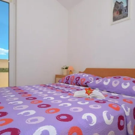 Apartment Zar