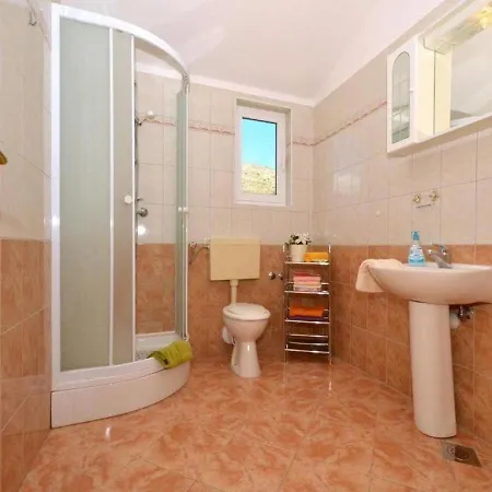 Apartment Zar
